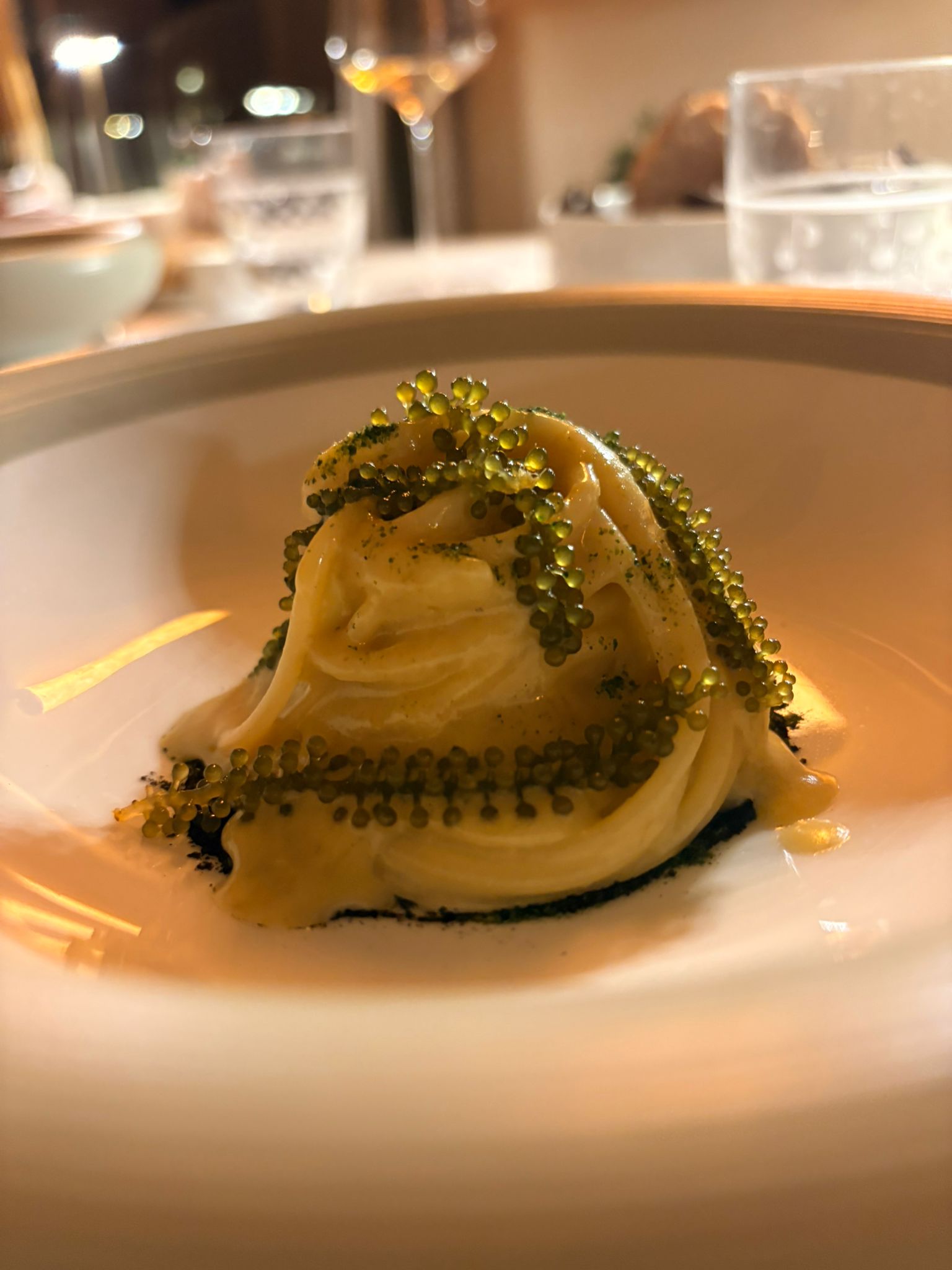Una portata con lattuga di mare